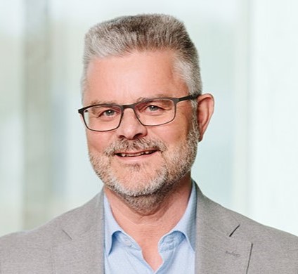 Olav Sønsteby style=